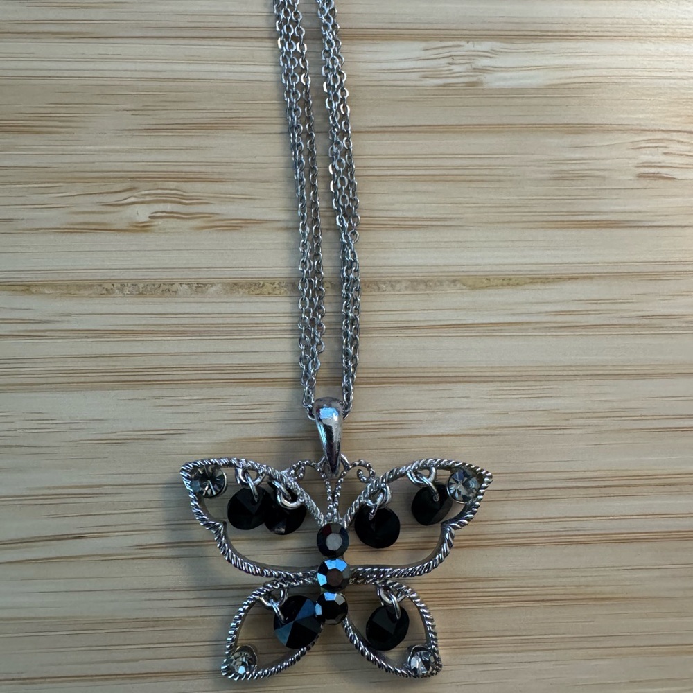 Elegant Silver Butterfly Pendant Necklace